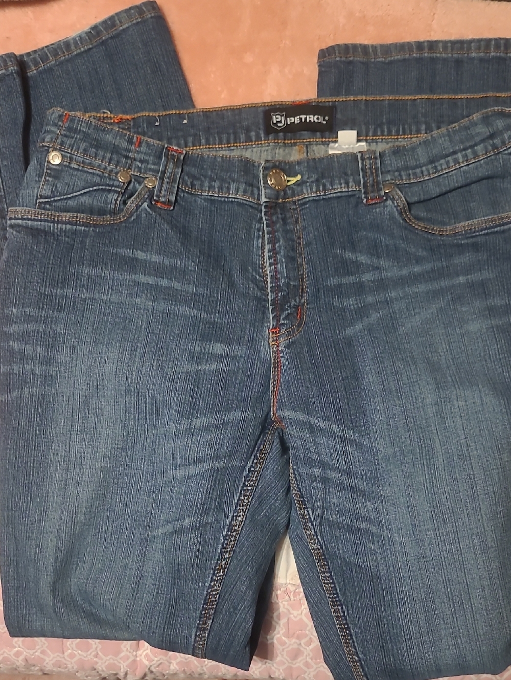 Petroil Women’s Straight-Leg Jeans in Dark Blue Wash